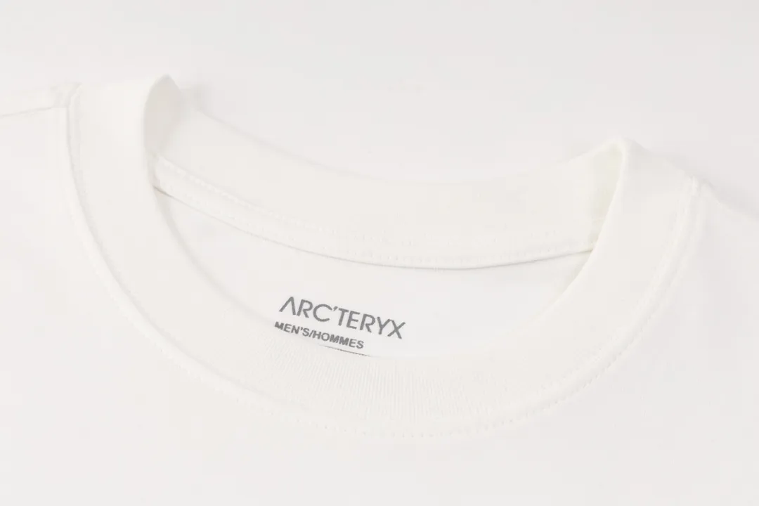 （ ） Arc’teryx ARC 24SS logo T 60 ， g 。 Breathable， ， ， 。 logo ， 。 ， 。 ， ， ， ， （ ）Sizes:S-XL
